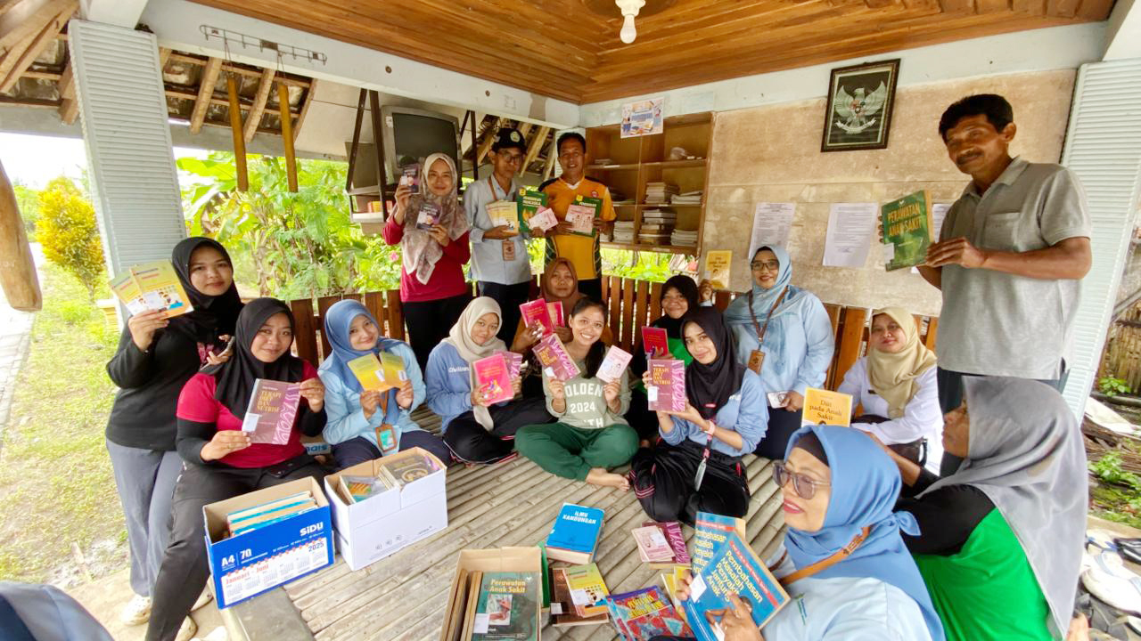 Literasi Masyarakat di RT 006 Desa Salam Rejo Kec Karangan Th 2025